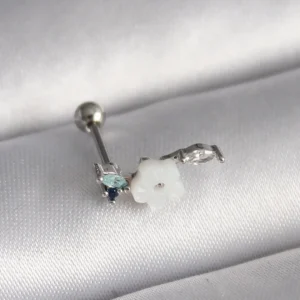 Utterly Good 316L Çelik Tragus Piercing Zirkon Taş Beyaz Çiçek Model