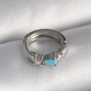 Utterly Good 316L Çelik Tragus Piercing Zirkon Taşlı Mavi Boncuk Detaylı