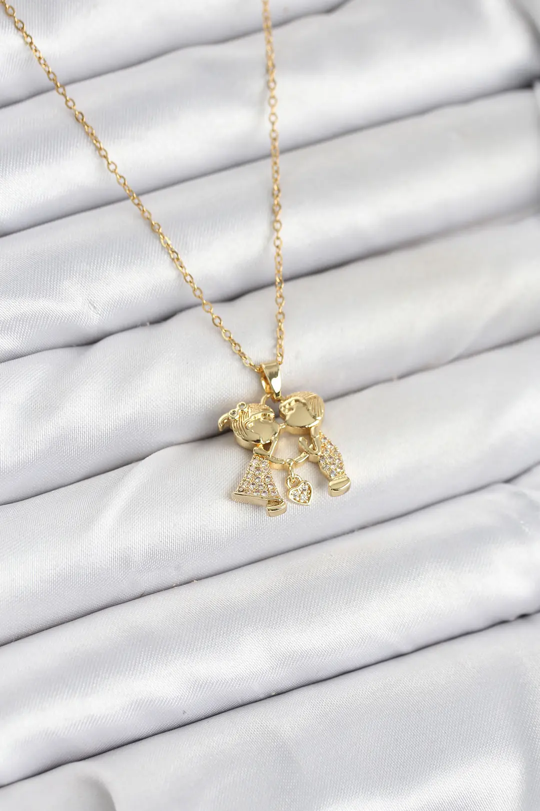 Utterly Good 316L Çelik Zincir Kolye Gold Renk Zirkon Taşlı Unisex