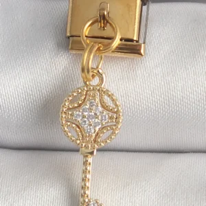Utterly Good Anahtar Model Sallantılı Charm 316L Çelik Gold Zirkon Taşlı
