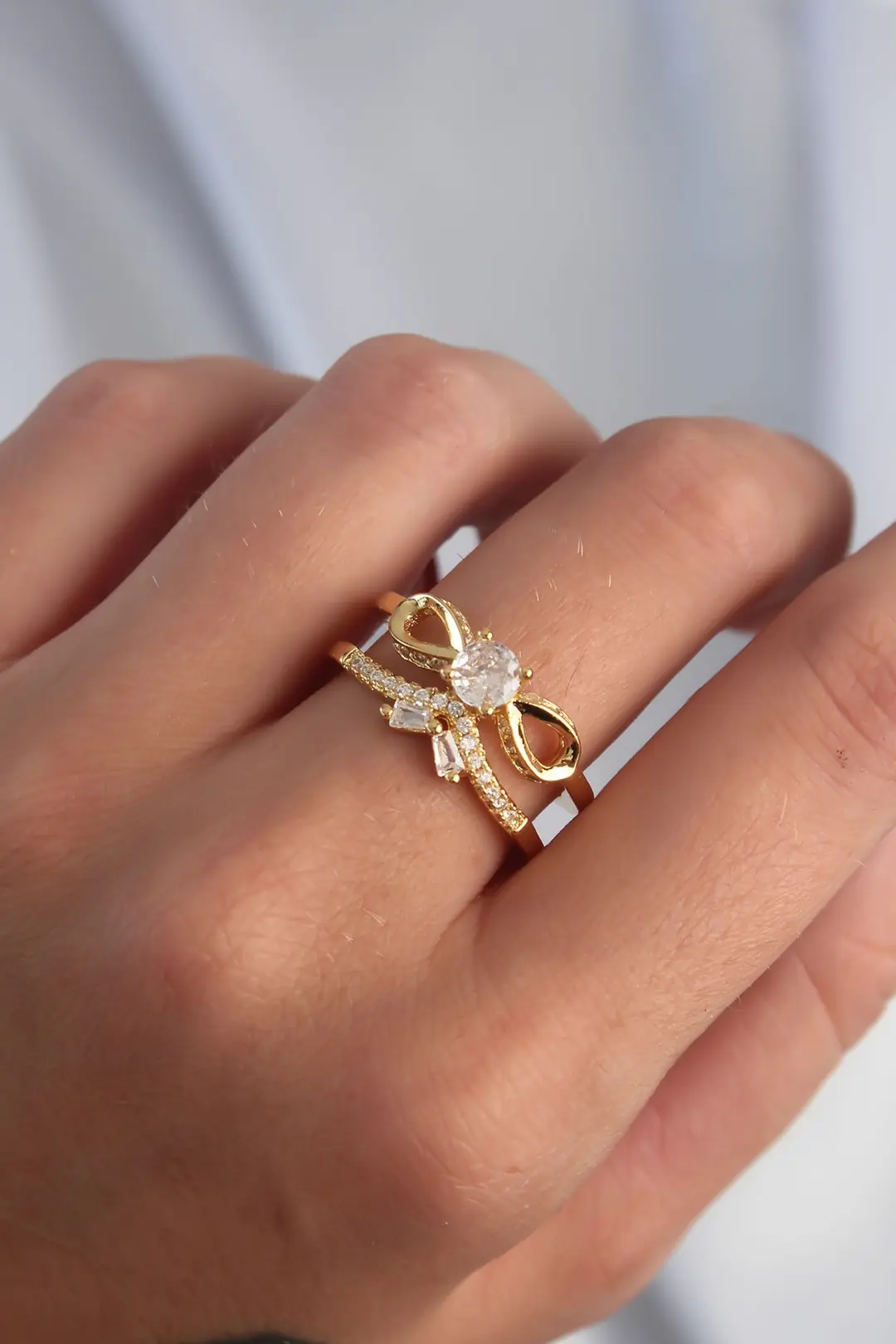 Utterly Good Ayarlanabilir Gold Zirkon Taşlı Fiyonk Yüzük 2li Görünüm