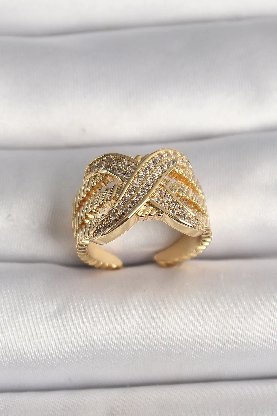 Utterly Good Ayarlanabilir Kadın Yüzük Gold Zirkon Taşlı X Tasarım