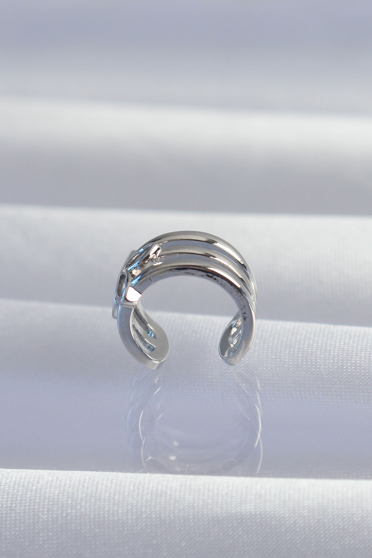 Yonca Earcuff Küpe Gümüş Renk Pirinç Minimalist Tasarım - Görsel 2