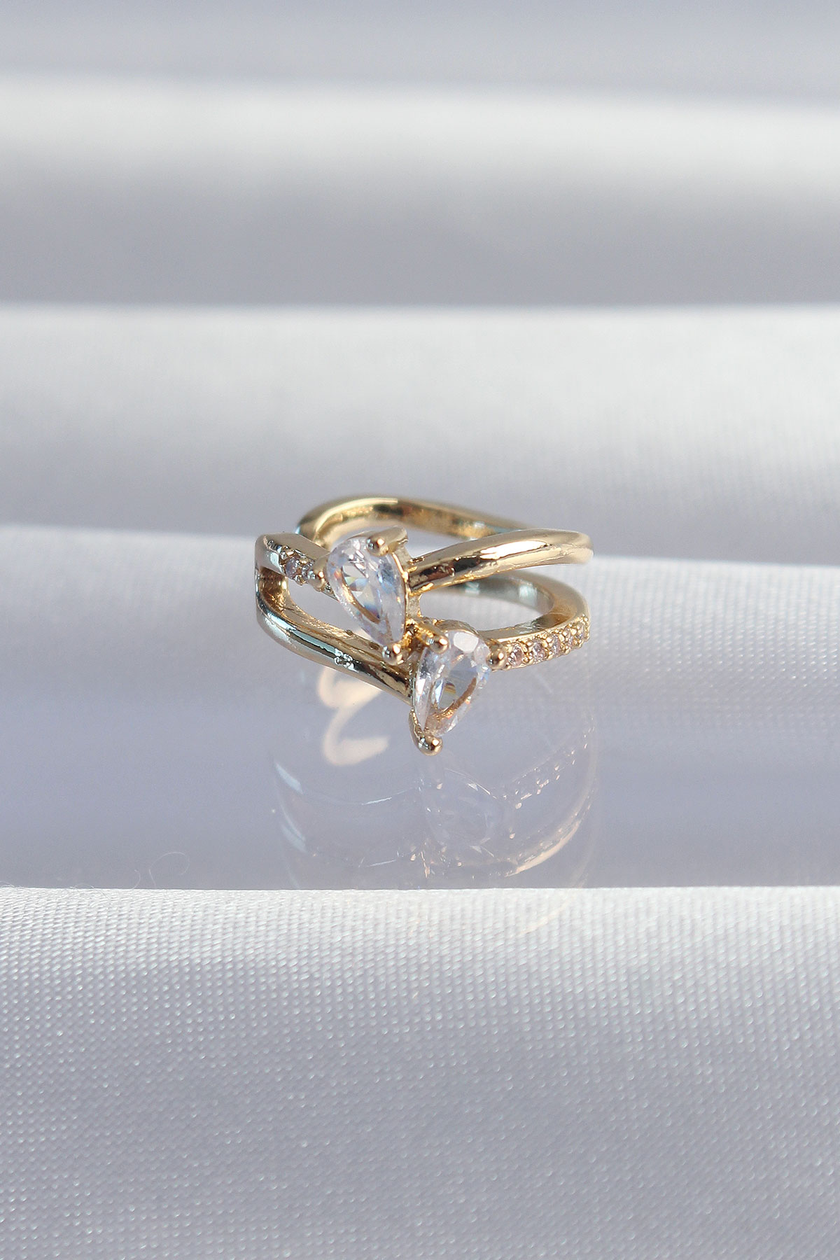 Gold Renk Zirkon Taşlı Damla Earcuff Küpe Pirinç Kaplama
