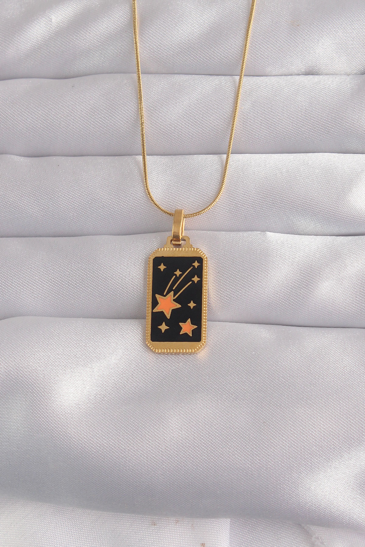 316L Çelik Gold Kaplama Siyah Mineli Yıldız Tarot Kolye