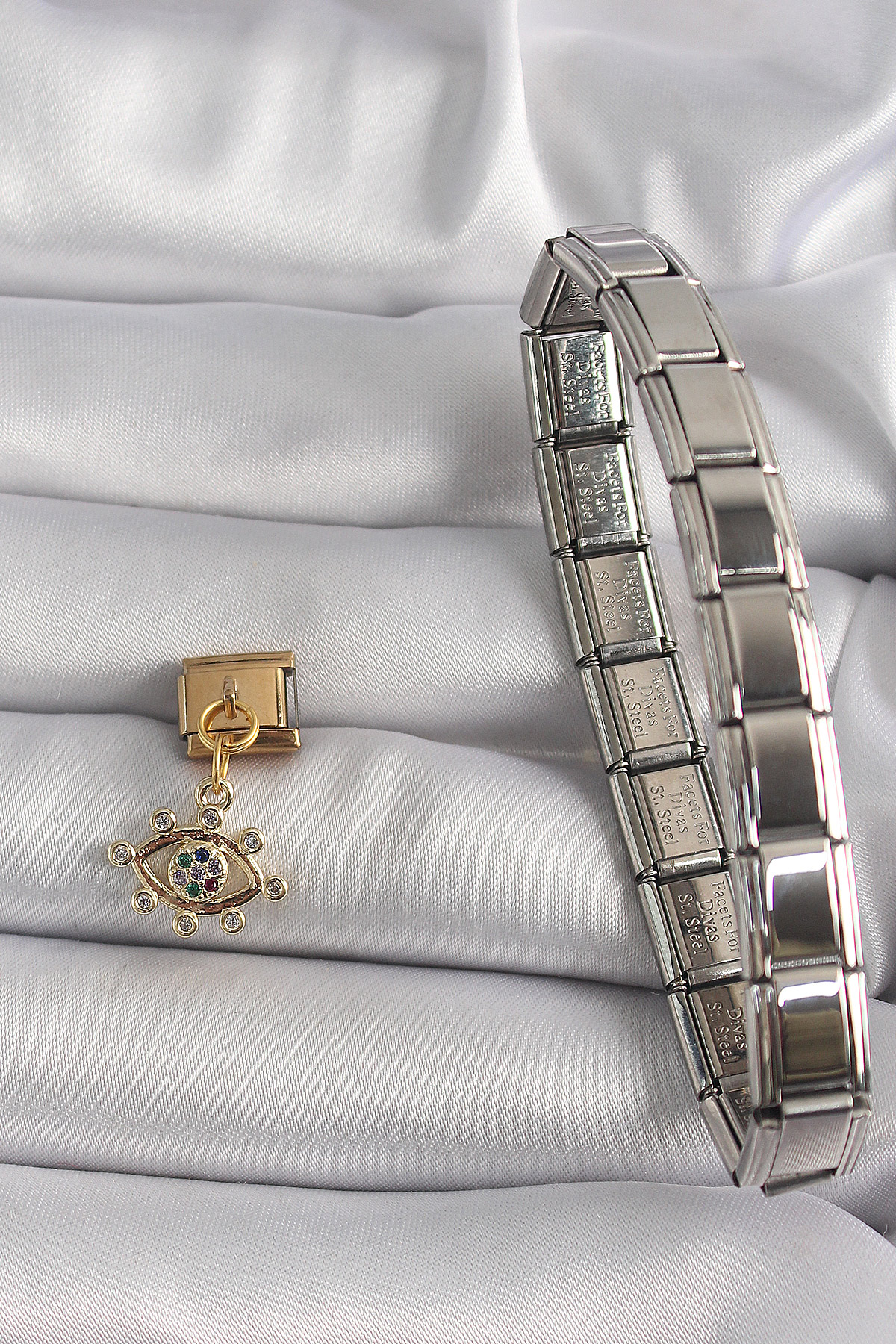 Nomination Charm Göz Model Zirkon Taşlı 316L Çelik Gold Sallantı - Görsel 2