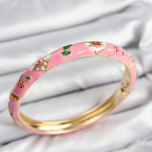 Mineli Pirinç Kelepçe Pembe Çiçek Motifli Gold Bileklik