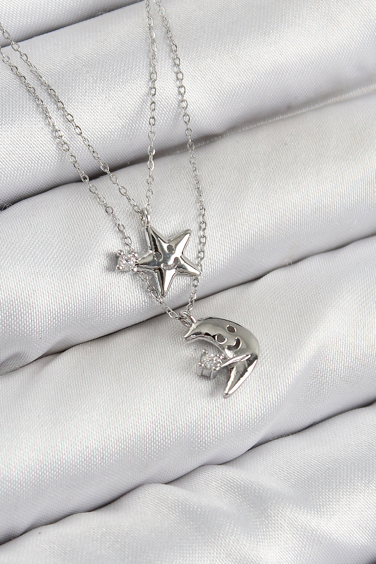 Kadın Kolye Zirkon Taşlı Ay Yıldız Model Gümüş Renk