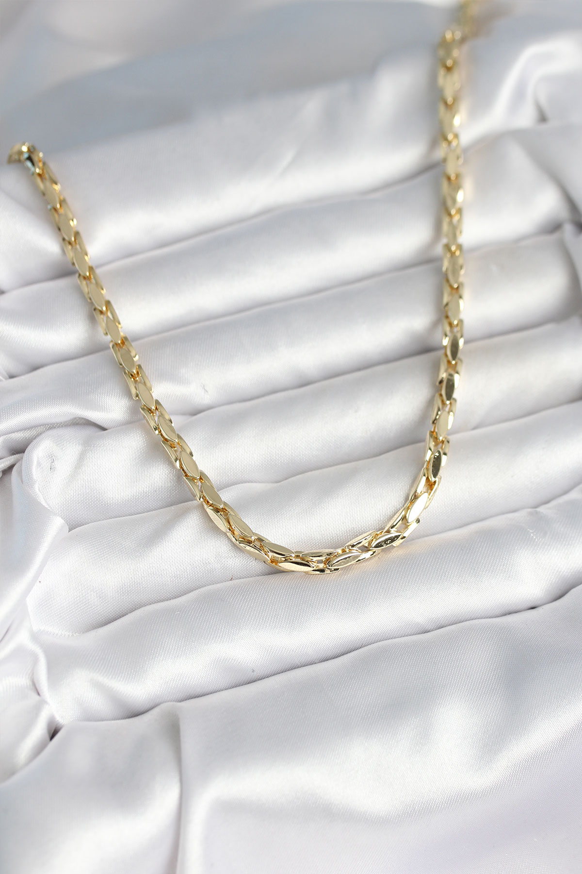 Pirinç Zincir Kadın Kolye Gold Renk 60 cm Günlük ve Şık Kullanım - Görsel 2