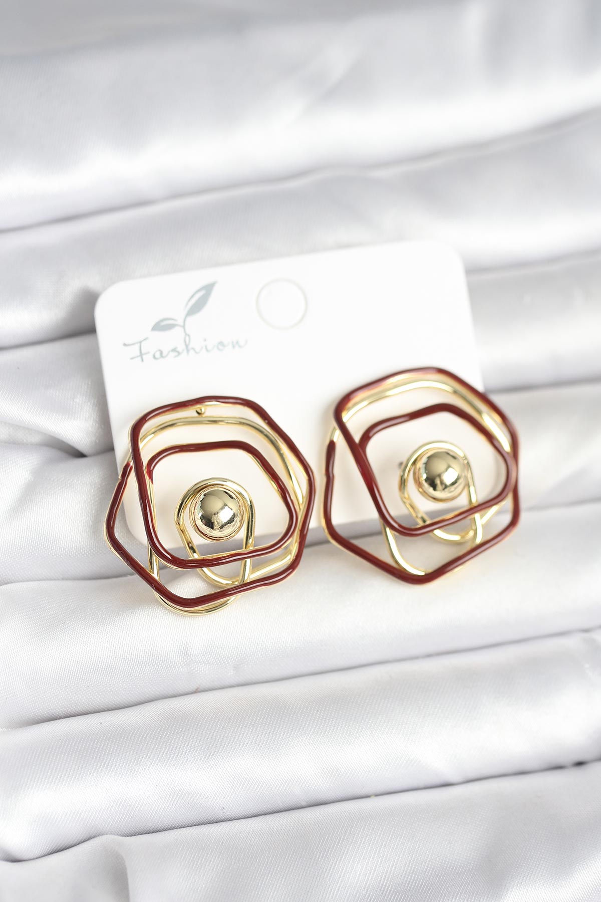 Kadın Küpe Gold Kaplama Bordo Mineli Geometrik Gül Model