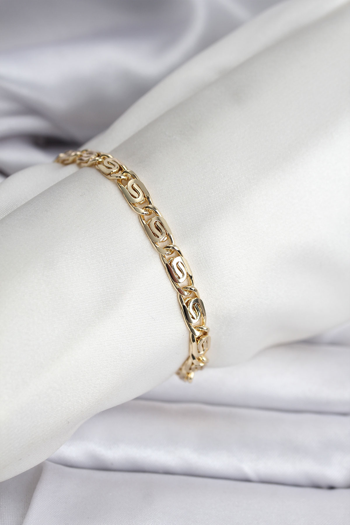 Kadın Bileklik 14K Gold Kaplama Zincir Model Klasik Tasarım
