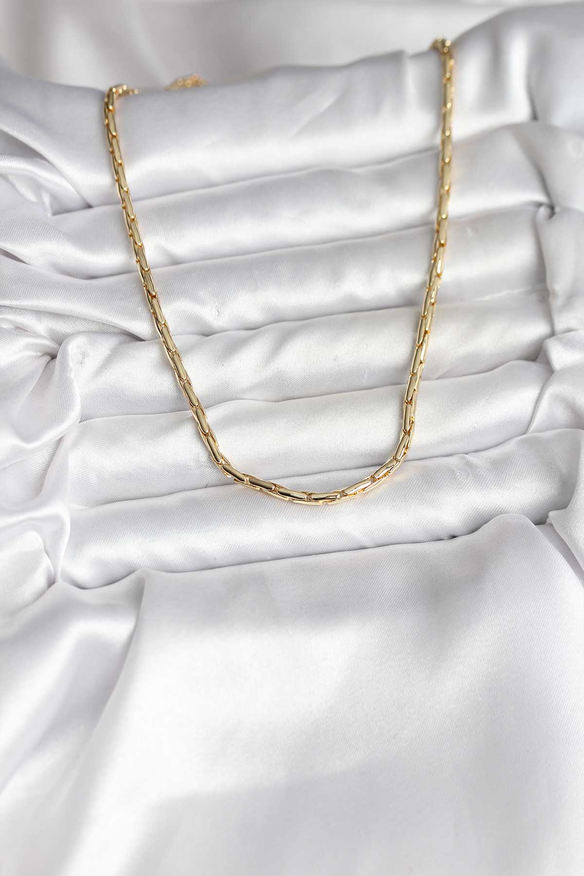 14K Gold Kaplama CM Model Kadın Kolye Günlük Şık Tasarım - Görsel 2