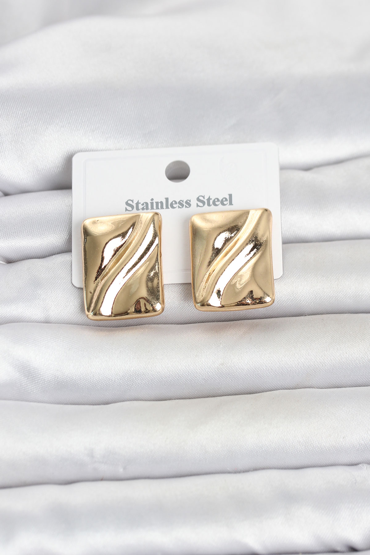Kadın Küpe 316L Çelik Gold Kaplama Plaka Model
