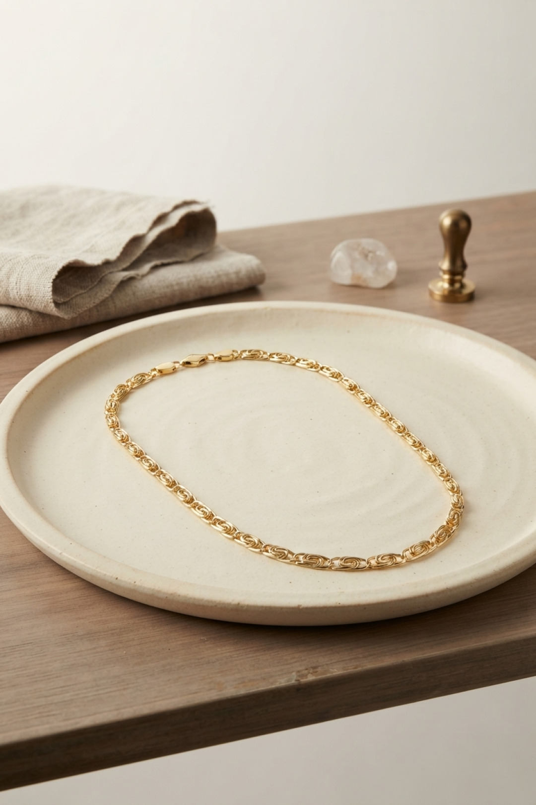Yay Tasarımlı Gold Uzun Kadın Kolye 50 cm